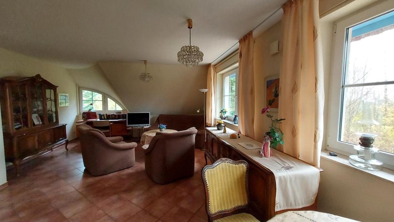 Ferienwohnung Im Uhlenhuus Wiek auf Rügen Esterno foto